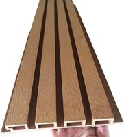 Panneaux de revêtement mural en PVC imitation bois de première génération, imperméables, pour l'extérieur, persiennes en WPC pour hôtels et bureaux