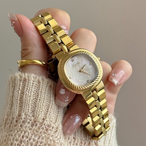 <span class=keywords><strong>Montre</strong></span> pour <span class=keywords><strong>femme</strong></span> Scottie 9781, nouvelle <span class=keywords><strong>montre</strong></span> à quartz tendance, <span class=keywords><strong>montre</strong></span>-bracelet décontractée pour <span class=keywords><strong>femme</strong></span>, <span class=keywords><strong>montre</strong></span> vintage dorée pour <span class=keywords><strong>femme</strong></span>, <span class=keywords><strong>montre</strong></span> étanche pour <span class=keywords><strong>femme</strong></span> - Product Image 1