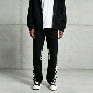 Pantalon en jean noir uni ample et évasé, tendance, avec patchwork imprimé vache sur les poches et les jambes, style Y2K rétro street hip - Product Image 1
