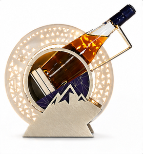 Porte-bouteilles à vin moderne avec éclairage LED et design montagne, support métallique pour bouteilles, idéal pour les fêtes et les bars - Product Image 4
