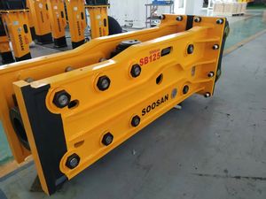 SOOSAN SB125 Martillos hidráulicos Excavadora de tipo superior Accesorios a gran escala Garantía de 1 año Repuestos gratuitos que incluyen cincel - Product Image 4