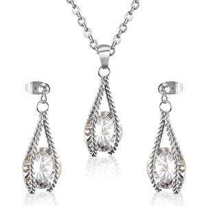 Ensemble de bijoux de mariage tendance en acier inoxydable plaqué or 18 carats avec zircon, boucles d'oreilles et collier, parure de mariée pour femme - Product Image 1