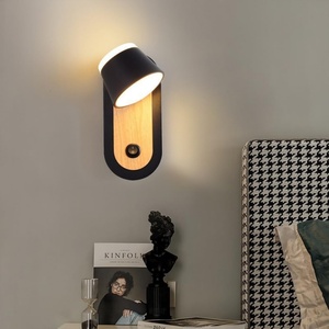 Applique murale LED moderne et simple pour chambre à coucher, corps en aluminium, style hôtelier, avec angle réglable et fixation murale pour lecture à domicile - Product Image 4