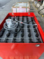 Batterie au plomb-acide Tian Neng 80V/575Ah avec dispositif de remplissage d'eau automatique et garantie d'un an pour chariots élévateurs