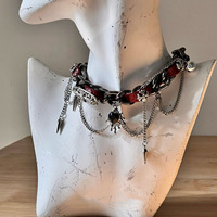 Collier ras du cou en cuir riveté avec cœur punk, style Y2K, design de niche pour subcultures alternatives, bijoux de rue tendance pour filles, vente en gros