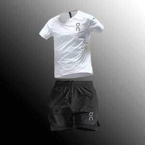 Set Sportivo Estivo Traspirante ad Asciugatura Rapida 100% Nylon con Maglia a Collo Tondo a Maniche Corte e Pantaloncini per Allenamento - Product Image 5