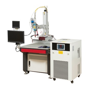 Nouvelle machine <span class=keywords><strong>de</strong></span> soudage au laser à fibre HaiYi avec fonction CCD, machine <span class=keywords><strong>de</strong></span> soudage automatique à <span class=keywords><strong>3</strong></span> <span class=keywords><strong>axes</strong></span>, sortie 6000W, type portable <span class=keywords><strong>de</strong></span> bureau - Product Image 1