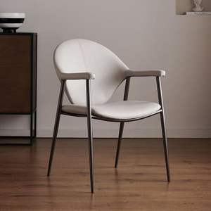 Sillas de Comedor de Diseño Nórdico Moderno en Cuero PU con Respaldo de Metal, Silla Portátil con Brazos para Sala de Estar, Hotel, Ocio, Económicas - Product Image 3