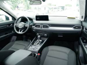 Nuevo Auto <span class=keywords><strong>Mazda</strong></span> <span class=keywords><strong>CX</strong></span>-<span class=keywords><strong>5</strong></span> 2025 2.0L Automático 2WD Edición Zhishang SUV de <span class=keywords><strong>5</strong></span> Plazas Vehículo a Gasolina Jiben AutoR17 Cámara Trasera - Product Image 5