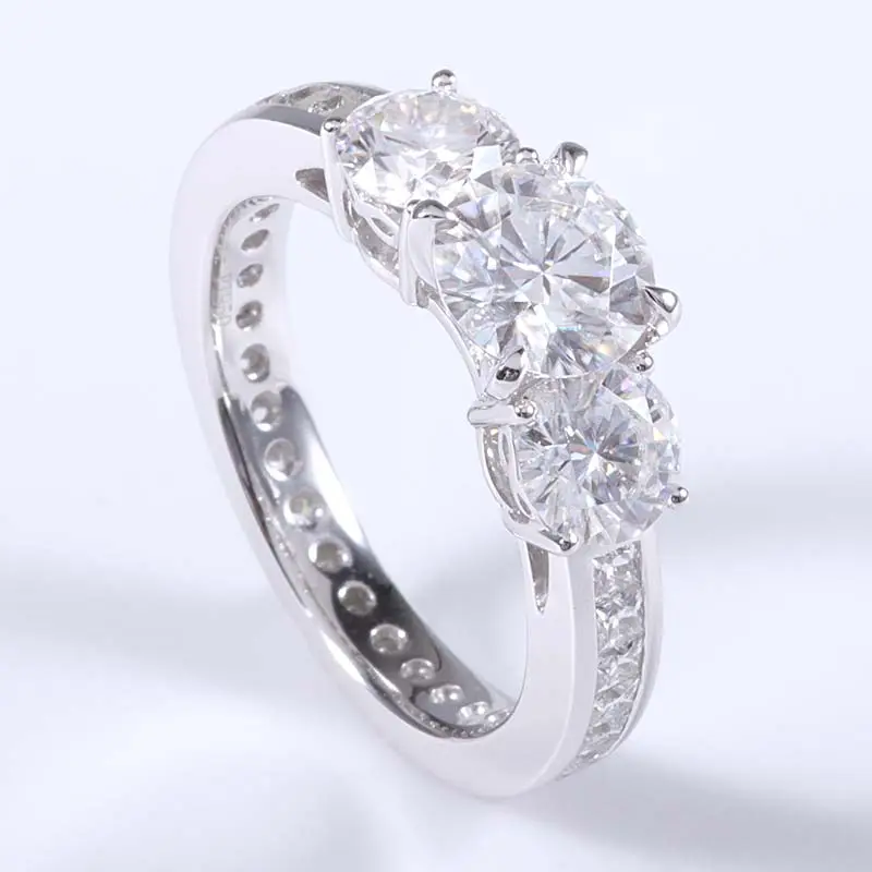 Waardige Platina 950 wedding ring met VVS 1.5cts ronde cut moissanite diamond