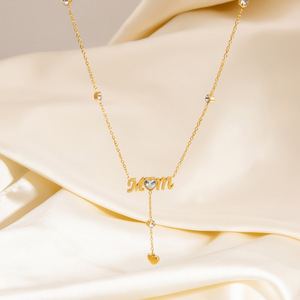 Collar de Zirconia para el Día de la Madre, Diseño de Letra en Color Oro de 18K, Elegante Regalo de Joyería para Mujer - Product Image 2
