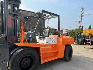 Chariot élévateur diesel d'occasion Vigoshop TCM FD100 avec mât à trois sections - Utilisation simple pour tous les opérateurs - Product Image 3