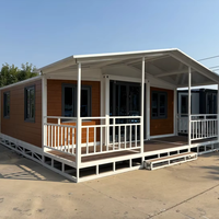 Casa Contenedor de 6 Dormitorios y 2 Pisos: Casa Contenedor Modular con Unidad de Casa Contenedor en la Azotea