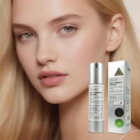 Crème à micro-aiguilles OEM ODM au collagène et à l'acide hyaluronique pour une peau plus lisse, raffermie et apaisée, d'apparence jeune