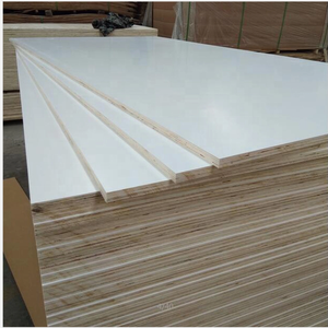 18Mm Trắng Wbp Keo Thân Thiện Với Môi Melamine Nhiều Lớp Ván Ép E1/E2 Đồng Bằng MDF Tấm Cho Đồ Nội Thất Trang Trí Giá Danh Sách - Product Image 4