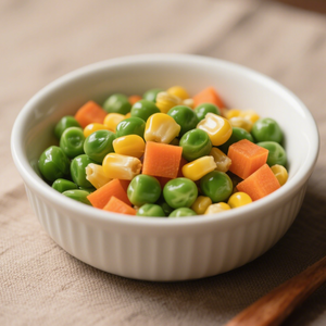 Vente en gros de conserves de légumes variés <span class=keywords><strong>pois</strong></span> verts carottes dans de l'eau salée naturelle saumure conserves à prix compétitif - Product Image 1