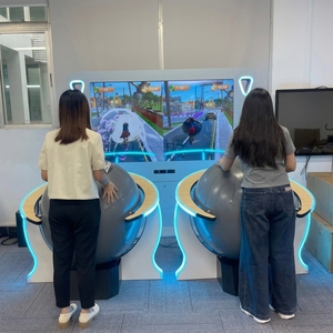 Machine de <span class=keywords><strong>jeu</strong></span> interactive personnalisée en gros avec ballon suisse pour enfants, pour aire de jeux intérieure, avec écran LCD et jeux multijoueurs - Product Image 4