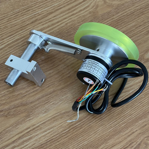 Encoder Rotatorio con Salida Line Driver y Rueda Antideslizante 100~5000PPR Serie GHW38 Medición GHW38-G1000BML5-200 - Product Image 2