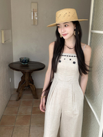 Combinaison longue élégante et ajustée pour femme en lin brodé personnalisable, idéale pour les pantalons décontractés à bretelles en été