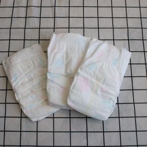 Pañales Desechables para Bebé VCare de <span class=keywords><strong>Tela</strong></span> No Tejida con Prevención de Fugas 3D y Cinta Mágica, Suaves y Transpirables, Tallas NB-XL - Product Image 2