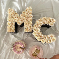 Meilleures ventes en gros de boîtes-cadeaux avec lettres Roses préservées éternelles pour la décoration de mariage Coffrets cadeaux pour la Saint-Valentin