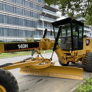 รถเกรดเดอร์มือสอง CAT 140H ยี่ห้อ Caterpillar กำลัง 185 แรงม้า เครื่องจักรก่อสร้างสำหรับขาย - Product Image 2