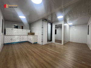 Casa prefabbricata a Foshan in resina solare natale villaggio casa contenitore materiale la mia casa cibo ascensore cupola caratteristiche - Product Image 6