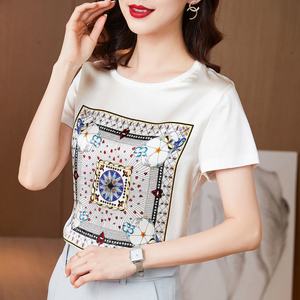 Camiseta de Verano para Mujer, Informal, con Estampado de Patchwork, Logotipo de Satén, Tops de Moda, Camisetas de Poliéster/Rayón, Corte Regular, Manga Corta - Product Image 5