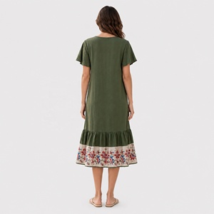Vestido verde bosque de mezcla de lino para mujer, cuello en V, con botones, manga con volantes, estampado, dobladillo, midi, largo - Product Image 4
