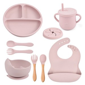 Juego de vajilla para bebé de 9 piezas, plato de silicona con diseño de carita sonriente, babero, tazón, cuchara, tenedor, taza, juego de alimentación de silicona para bebé - Product Image 4