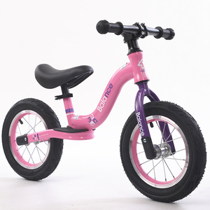 Vélo d'équilibre pour enfants personnalisable : Vélo d'équilibre léger en métal avec une structure stable pour aider les bébés à exercer leur équilibre - Product Image 3