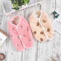 Veste en polaire pour chien à motif fraise et ours, vêtements en peluche pour animaux de compagnie, vente chaude automne-hiver