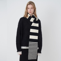 Écharpe coréenne pour hommes et femmes, élégante, à rayures colorées, tricotée, confortable, polyvalente, douce, chauffe-cou d'hiver