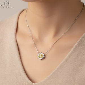 Proveedor de Hong Kong de joyería fina de lujo, collar con colgante de diamante amarillo natural auténtico en oro sólido de 18 quilates para dama - Product Image 4