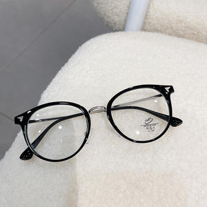 M4-01288 Montura de gafas redondas para mujer TR90, protección UV antiluz azul, lentes Ac, tamaño mediano para todos los tonos de piel - Product Image 1