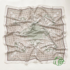 <span class=keywords><strong>Pañuelo</strong></span> Cuadrado Multiusos con Estampado Floral <span class=keywords><strong>de</strong></span> Enredaderas, Borde Ondulado Festoneado, <span class=keywords><strong>Pañuelo</strong></span> para la Cabeza, Decoración para Bolsos, Bandana para Salidas Diarias - Product Image 2