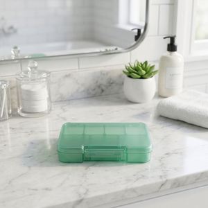 Organizador de Pastillas Semanal con Botones de Colores, Portátil, Dispensador de Medicamentos y Vitaminas para Viaje - Product Image 2