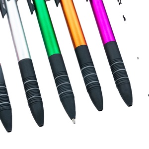 Bolígrafo de Plástico Multicolor 3 en 1, 3 Colores, Estilo Deportivo Multifuncional, Herramienta Promocional - Product Image 3