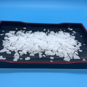 <span class=keywords><strong>Cloruro</strong></span> <span class=keywords><strong>de</strong></span> <span class=keywords><strong>calcio</strong></span> (CaCl2) Producción <span class=keywords><strong>de</strong></span> fábrica <span class=keywords><strong>de</strong></span> escamas especializada <span class=keywords><strong>de</strong></span> alta pureza <span class=keywords><strong>de</strong></span> grado alimenticio <span class=keywords><strong>para</strong></span> aplicación <span class=keywords><strong>de</strong></span> fertilizantes - Product Image 5