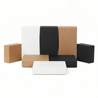Boîtes rigides en papier kraft carrées personnalisées de haute qualité et écologiques avec couvercle supérieur et inférieur pour l'emballage de vêtements, de chaussettes et de fourrures
