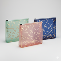 Pochette de voyage en plastique imperméable givrée et trousse de toilette pour kits d'agrément d'hôtel