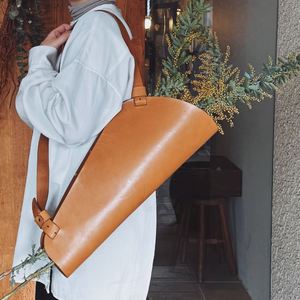 Sac cadeau en cuir PU pour bouquet de fleurs, pochette de rangement pour fleurs, sac messager pour arrangements floraux de fête, utilisation quotidienne en voyage - Product Image 1