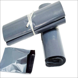 Bán buôn Poly Túi bưu phẩm tùy chỉnh bao bì logo in gửi thư Túi vận chuyển phong bì cho quần áo - Product Image 3