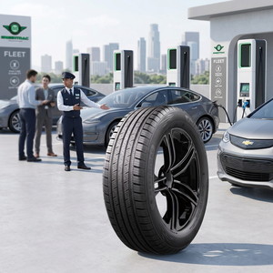 Neumático Radial Autoreparable a Prueba de Pinchazos para Automóvil de Pasajeros 215/70R16 de Caucho con UTQG 500AA y 3 Años de Garantía - Product Image 1