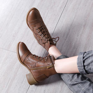 Botas de Piel de Becerro con Tacón Grueso Estilo Británico de Lujo para Mujer, Forradas de Felpa, Cálidas, Retro, con Parches, para Otoño e Invierno, Tallas Grandes, con Forro de Piel Térmico - Product Image 3