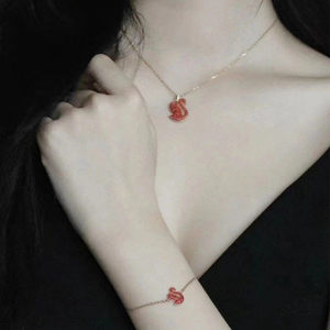Nouveau <span class=keywords><strong>Collier</strong></span> Cygne en Tungstène Noir 2024 pour Femme, Chaîne de Clavicule de Luxe Léger, Strass en Cristal, Cœur Battant Dynamique - Product Image 5