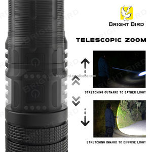 Sáng chim zoom đèn Pin <span class=keywords><strong>Torch</strong></span> IP44 không thấm nước 18650 Li Ion pin 900 Lumen có thể sạc lại <span class=keywords><strong>Torch</strong></span> với ngân hàng điện cho ngoài trời - Product Image 2