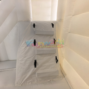 Castillo inflable blanco de calidad comercial para niños, con tobogán y piscina de pelotas, ideal para bodas al aire libre. - Product Image 3