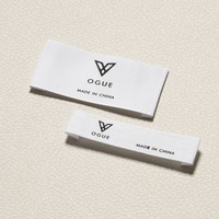 Prix bon marché d'usine étiquettes de vêtement personnalisées nom Logo damassé étiquettes tissées de vêtement pour vêtements