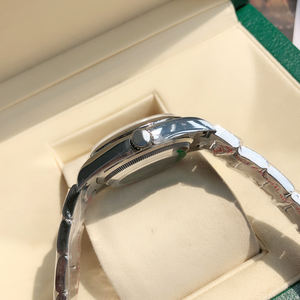 Montre automatique de luxe en acier inoxydable argenté, cadran rouge vibrant, mode, affaires, sport, montre légère - Product Image 5